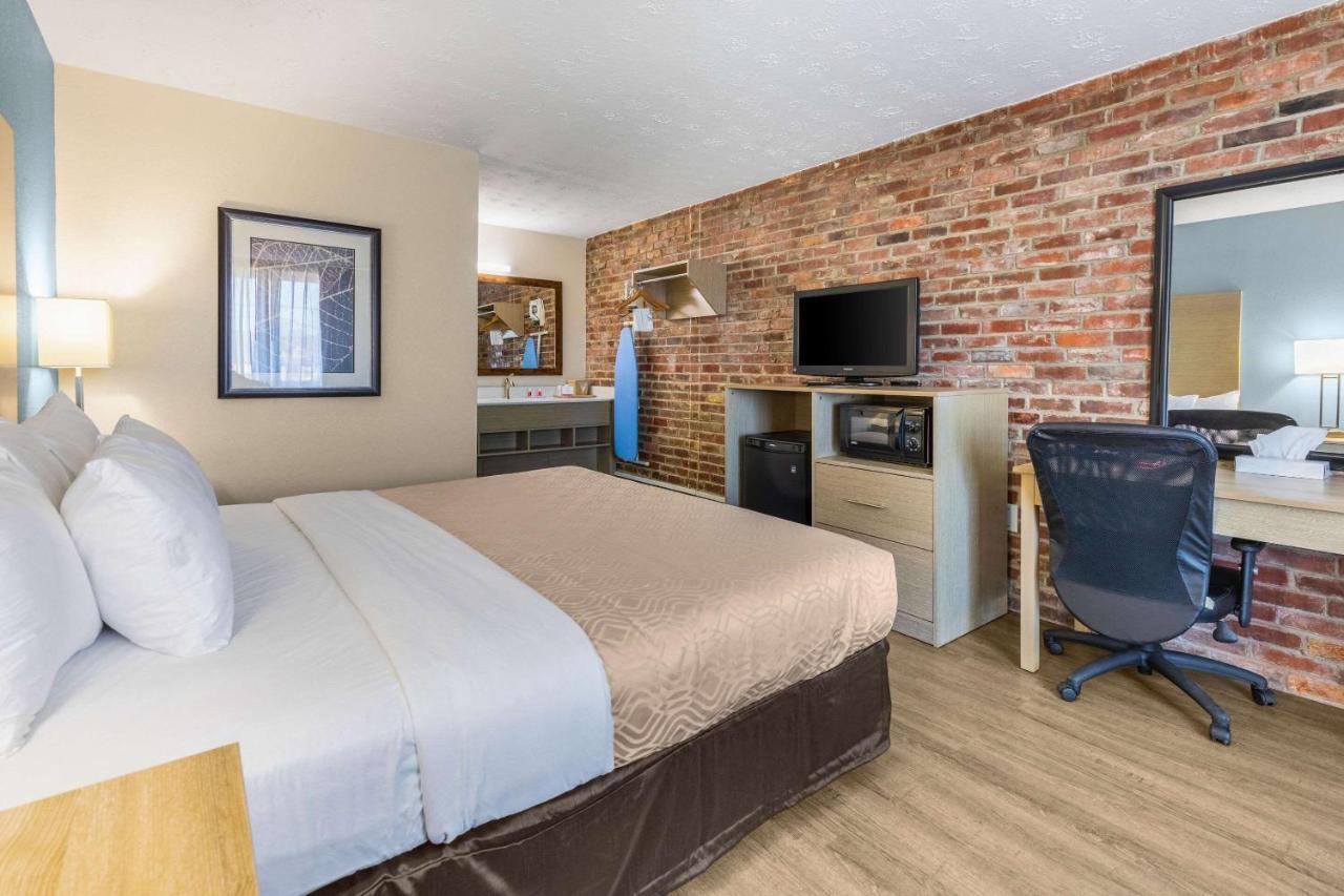 Econo Lodge Middlesboro Экстерьер фото