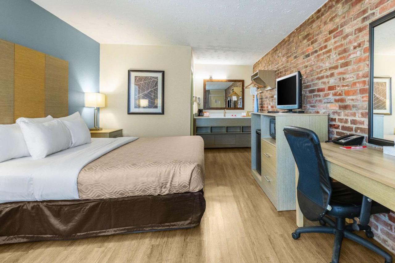 Econo Lodge Middlesboro Экстерьер фото