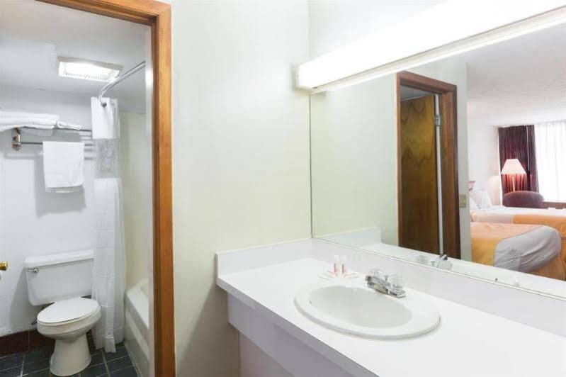 Econo Lodge Middlesboro Экстерьер фото